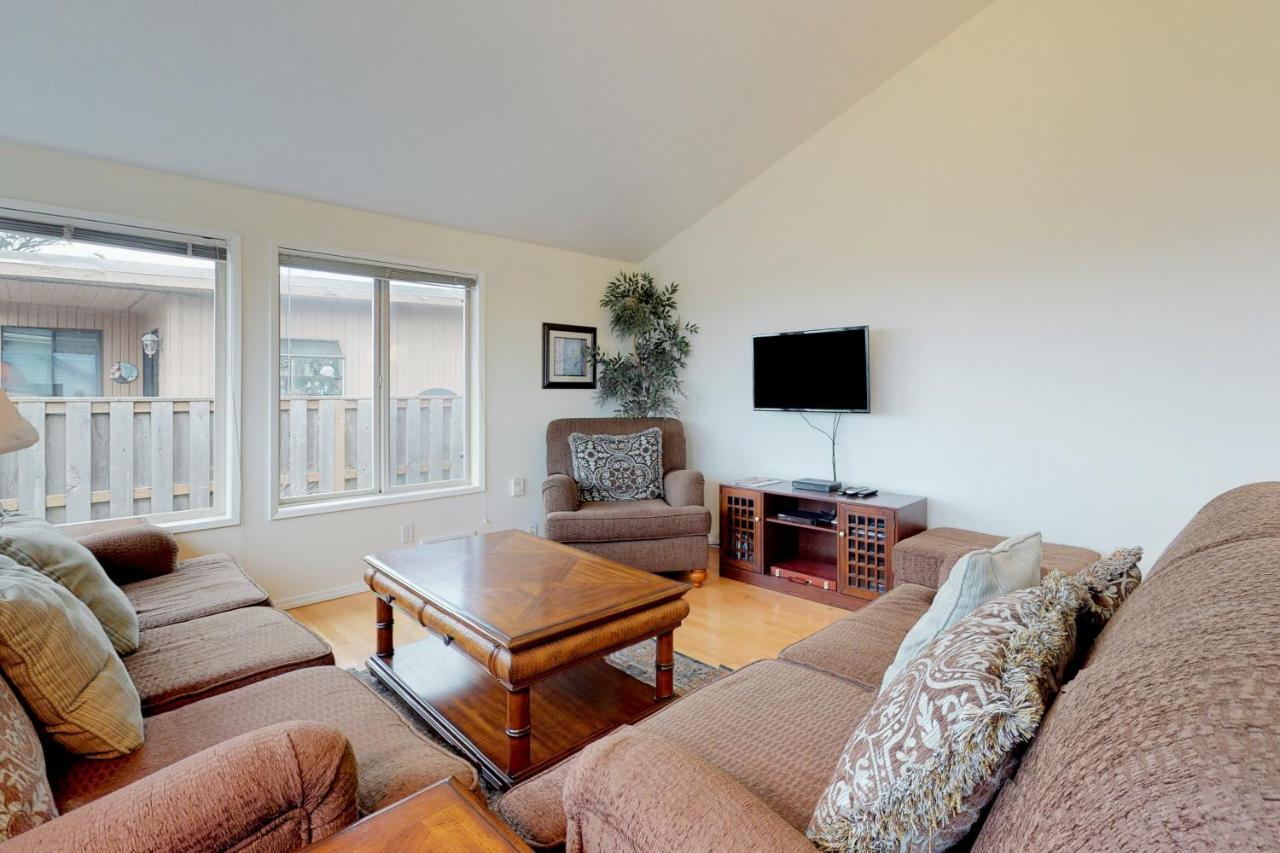 Newport'S Cypress Oceanview Home Exteriér fotografie